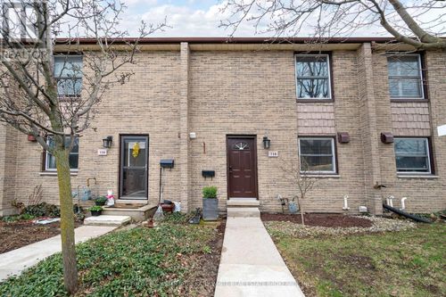 718 Wonderland Road S, London South (South N), ON, N6K1L8 | Card Image