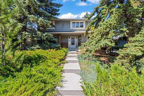 320 Parkridge Way Se, Calgary, AB, T2J4Z6 | Card Image