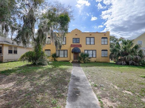 426 E Citrus Ave, EUSTIS, FL, 32726-4169 | Card Image