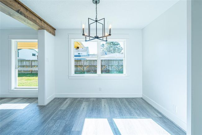 8006 17 Th Green Dr, House other with 3 bedrooms, 2 bathrooms and 2 parking in Humble TX | Image 15