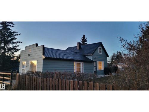 5012 50 Ave, Entwistle, AB, T0E0S0 | Card Image