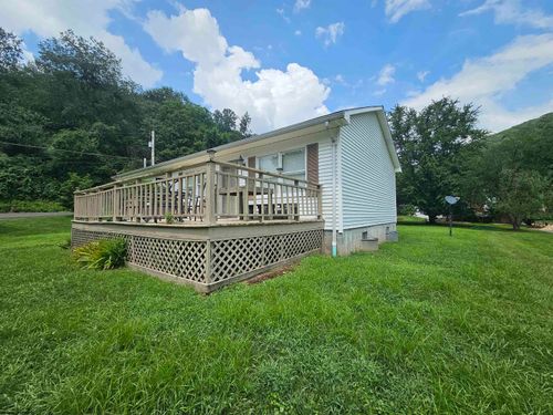 13 Church Fork Rd, Hundred, WV, 26575-8704 | Card Image