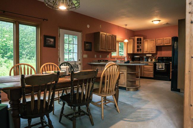 Dining + Kitchen.jpg | Image 9