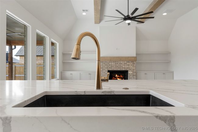 2038 E 129 Th St S, House other with 3 bedrooms, 3 bathrooms and null parking in Jenks OK | Image 15