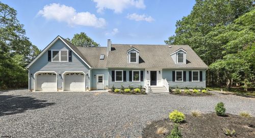 439 8th Ave, Galloway, NJ, 08205-4116 | Card Image