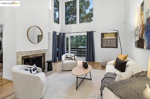 97 Clarewood Ln, Oakland, CA, 94618-2242 | Card Image