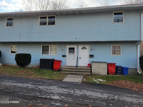18 Parish Ct, Carbondale, PA, 18407-2718 | Card Image