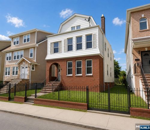 133 Isabella Ave, Newark, NJ, 07106-2028 | Card Image