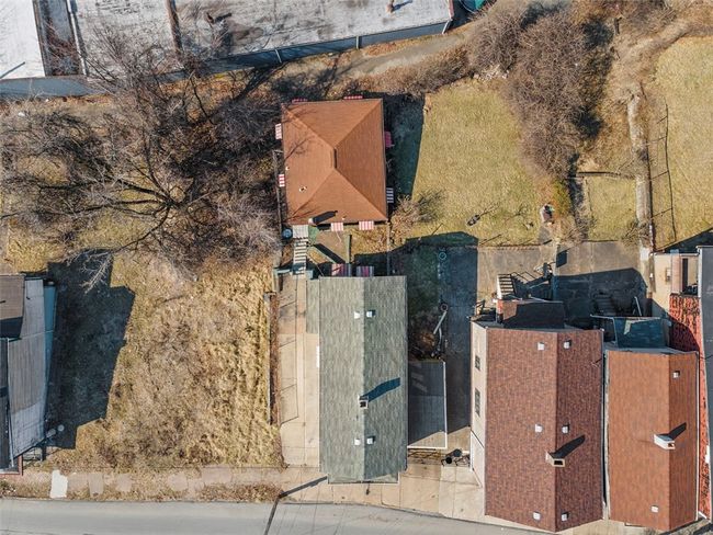 537 6 Th St, House other with 5 bedrooms, 3 bathrooms and 3 parking in Braddock PA | Image 34