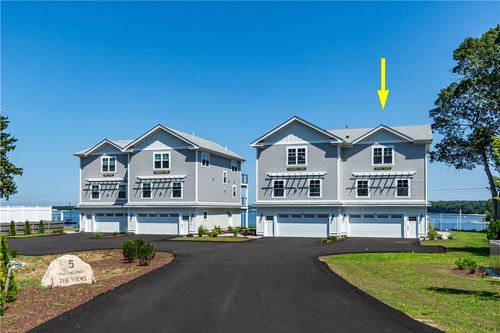 4-5 Williams St, East Greenwich, RI, 02818-4311 | Card Image