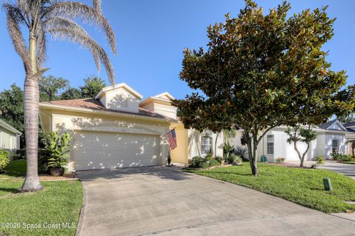 565 Greenleaf Ln, Titusville, FL, 32780-8706 | Card Image