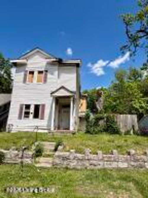 2523 Saint Xavier St, LOUISVILLE, KY, 40212-1432 | Card Image