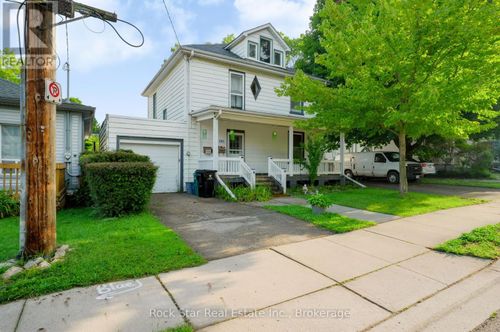 22 Rich Ave, Cambridge, ON, N1R2A5 | Card Image