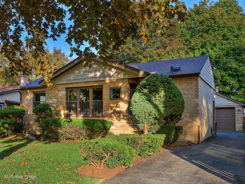 1521 Seymour Ave, North Chicago, IL, 60064-1738 | Card Image