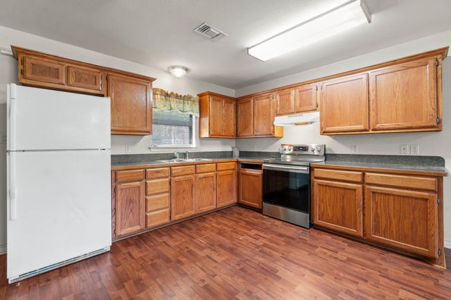 185 Rustic Way, House other with 3 bedrooms, 2 bathrooms and null parking in Livingston TX | Image 12