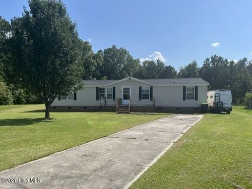 144 Corena Ave, Maysville, NC, 28555-9357 | Card Image