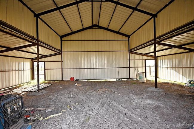 View of garage | Image 7