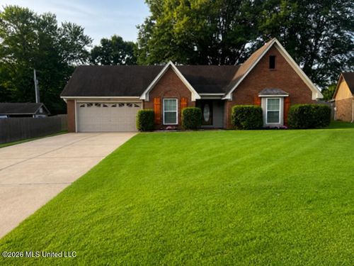 7107 Kingcrest Cv, Olive Branch, MS, 38654-1327 | Card Image