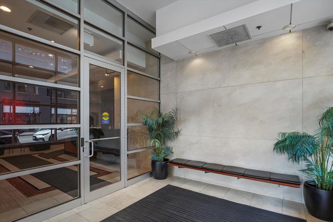 APT-1301 - 330 W Grand Ave, Home with 2 bedrooms, 2 bathrooms and null parking in CHICAGO IL | Image 21