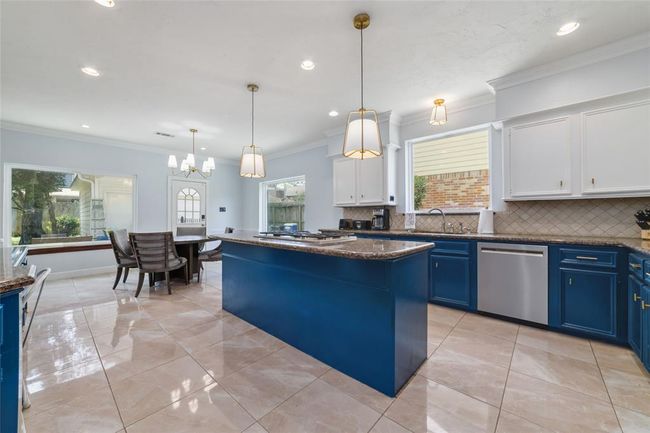 17507 Shelburne Ln, House other with 5 bedrooms, 4 bathrooms and 2 parking in Spring TX | Image 10