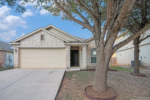 2135 Wiltshire Dr, New Braunfels, TX, 78130-2006 | Card Image