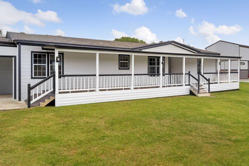 cr115-17319 Wells Dr, Pearland, TX, 77584-3860 | Card Image