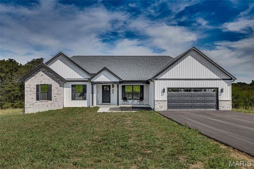 4313 Whispering Woods Rd, Farmington, MO, 63640-8052 | Card Image