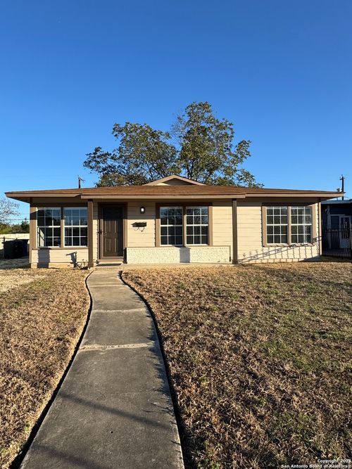 219 E Vestal Pl, San Antonio, TX, 78221-2449 | Card Image