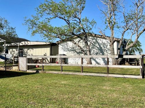5107 County Road 469, Brazoria, TX, 77422-9790 | Card Image