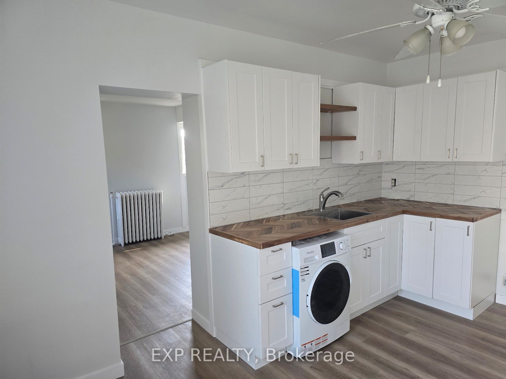 Commercial Sale in Glebe - Ottawa East and Area 5