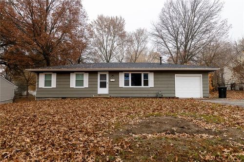 10803 E 60th Ter, Raytown, MO, 64133-4204 | Card Image