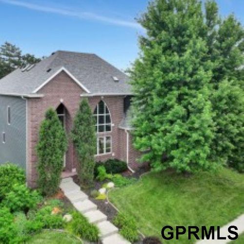 8340 Water Tower Ct, Lincoln, NE, 68516-3941 | Card Image