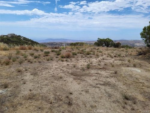 1007 Roan Way, Aguanga, CA, 92536 | Card Image