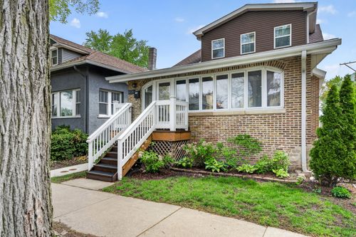 908 Wenonah Ave, Oak Park, IL, 60304-1811 | Card Image
