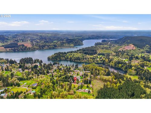 132 Lake Terrace Dr, Mossyrock, WA, 98564-9618 | Card Image