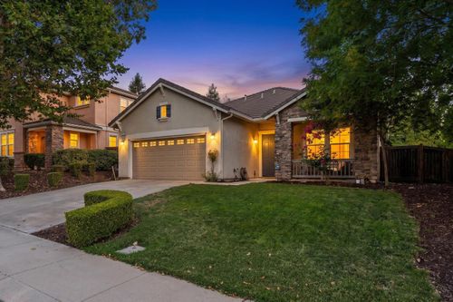 9417 California Oak Circle, Patterson, CA, 95363 | Card Image