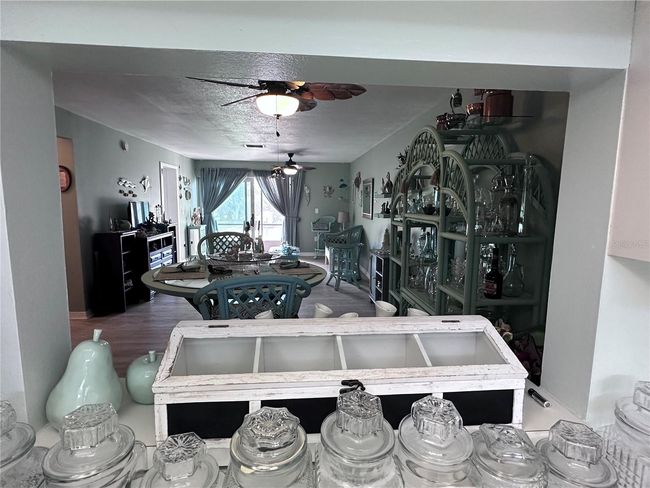 Kitchen pass through to dining area | Image 19
