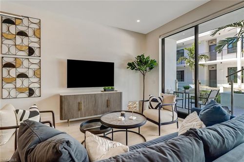 209-850 Central Ave, NAPLES, FL, 34102-6030 | Card Image
