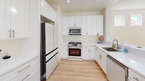 31105 Avenida La Gaviota, Cathedral City, CA, 92234-5206 | Card Image