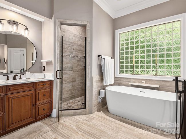 664 Wickhams Fancy Dr, House other with 6 bedrooms, 7 bathrooms and null parking in Biltmore Lake NC | Image 25