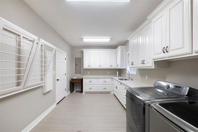 17042 State Highway 21 E, Home with 7 bedrooms, 9 bathrooms and 3 parking in Grapeland TX | Image 24
