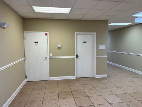 b-5431 E Silver Springs Blvd, SILVER SPRINGS, FL, 34488-1736 | Card Image