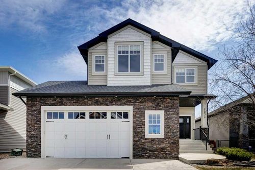 1233 Hillcrest Manor Estate, Strathmore, AB, T1P1X1 | Card Image