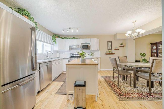 53 - 4810 40 Avenue Sw, Home with 4 bedrooms, 1 bathrooms and 1 parking in Calgary AB | Image 8
