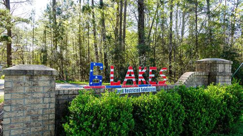 000 Barrett Dr, Cleveland, TX, 77327 | Card Image