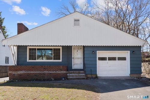 44 Garden St, Meriden, CT, 06451-3001 | Card Image