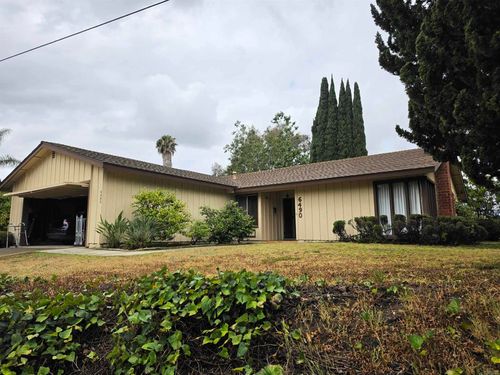 6490 Cowles Mountain Blvd, San Diego, CA, 92119-3112 | Card Image