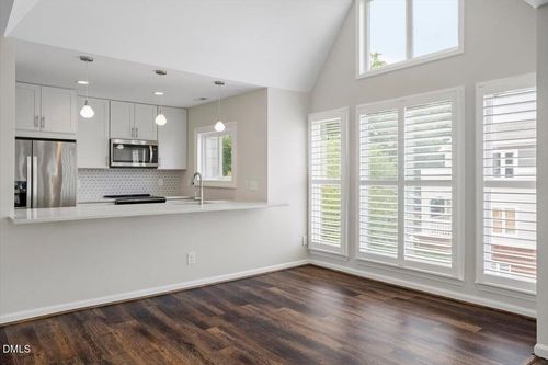 310-1000 Brighthurst Dr, Raleigh, NC, 27605-1285 | Card Image