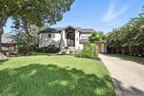 12 Edgewood Cir, Montgomery, TX, 77356-8453 | Card Image