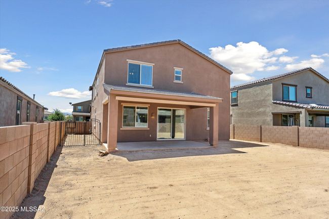 Back Patio & Yard | Image 34